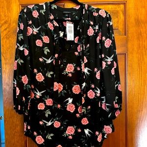 Black long sleeve blouse with pink roses and birds. NWT Torrid